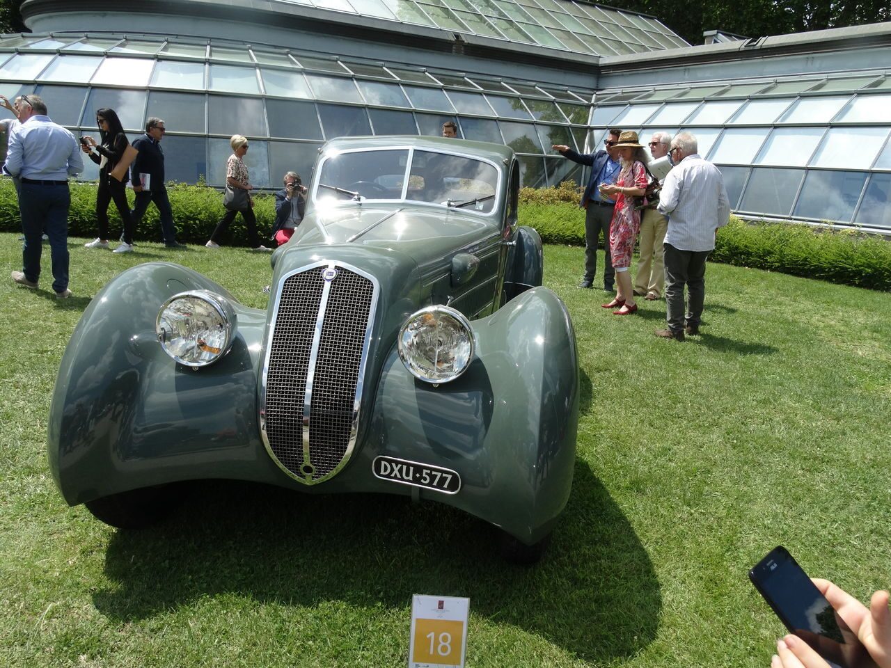 Ежегодная экспозиция - конкурс раритетных авто победитель Lancia Astura 1933